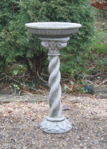 KBB32 Tall Spiral Bird Bath KBB32 Tall Spiral Bird Bath